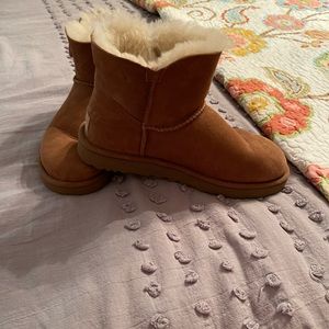 Short Uggs, great shape, not cold enough where I live for them